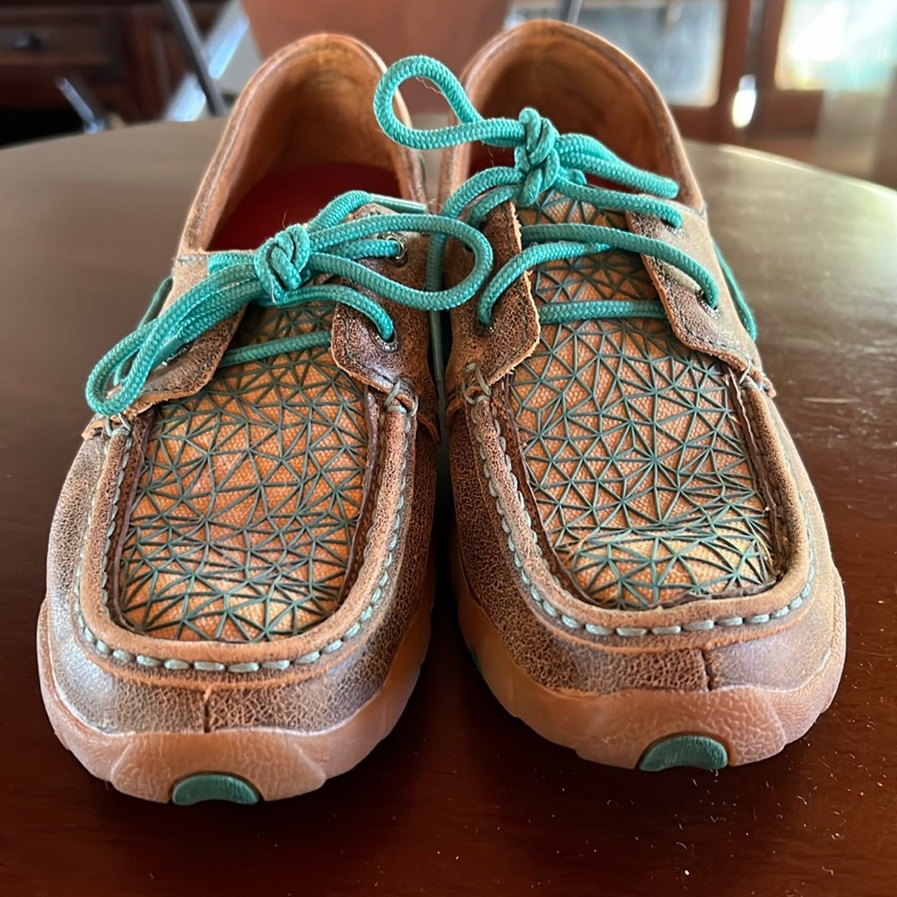 Women’s twisted x mocboot shoes